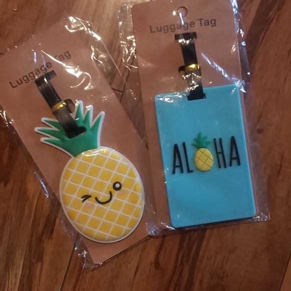 Luggage tags - Picture 1 of 3